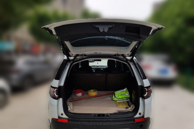 Used Land Rover Discovery Sport 2016 2.0T SE Trunk