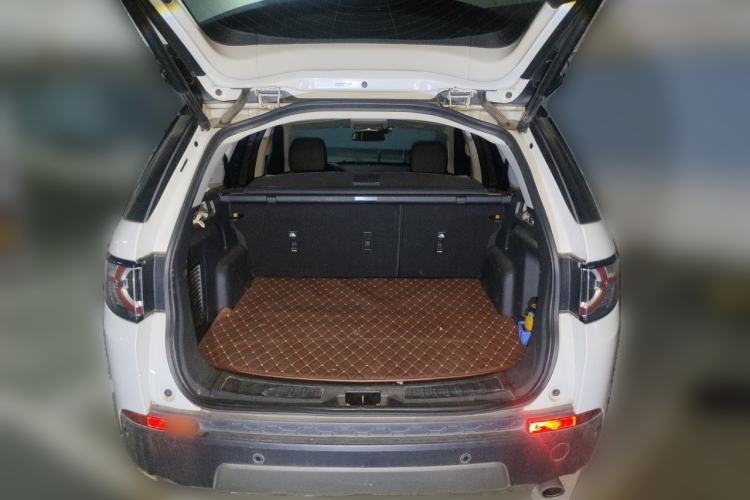 Used Land Rover Discovery Sport 2016 2.0T SE Trunk