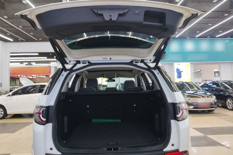 Used Land Rover Discovery Sport 2016 2.0T SE Trunk