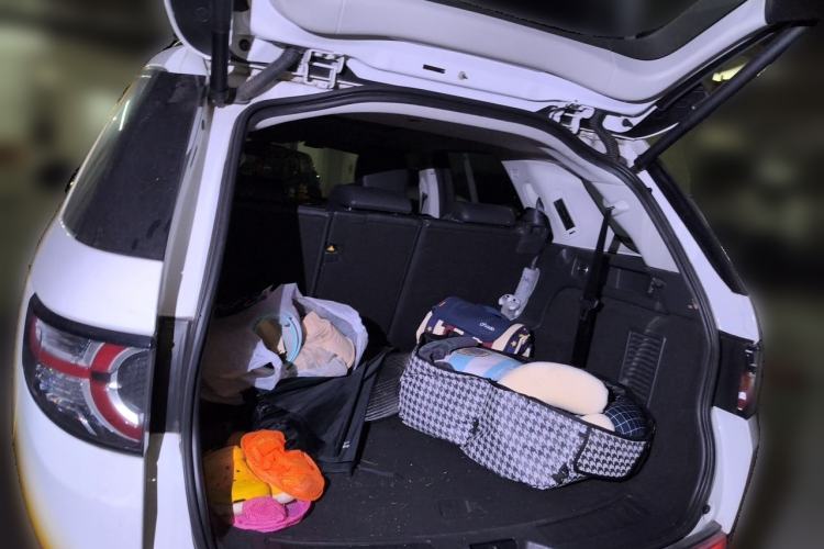 Used Land Rover Discovery Sport 2016 2.0T HSE Trunk