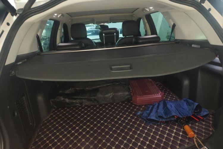 Used Land Rover Discovery Sport 2016 2.0T SE Trunk