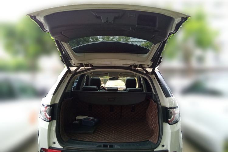 Used Land Rover Discovery Sport 2016 2.0T SE Trunk