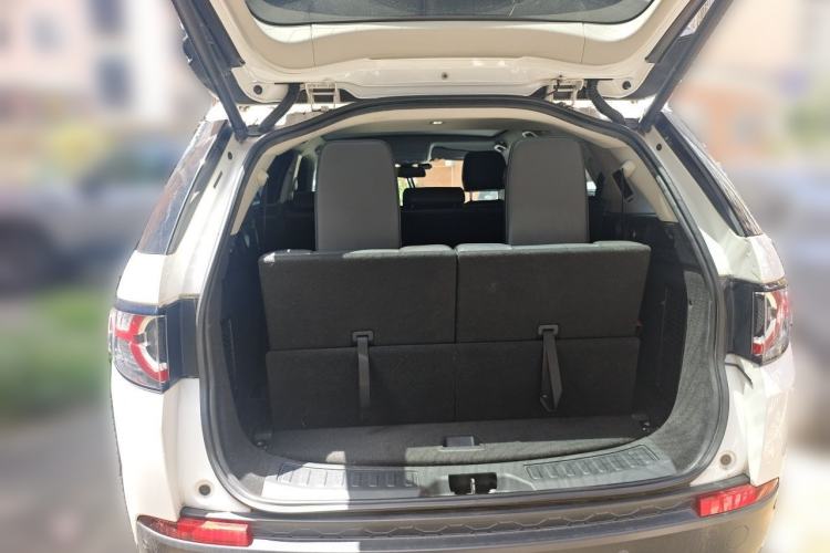 Used Land Rover Discovery Sport 2016 2.0T HSE Trunk