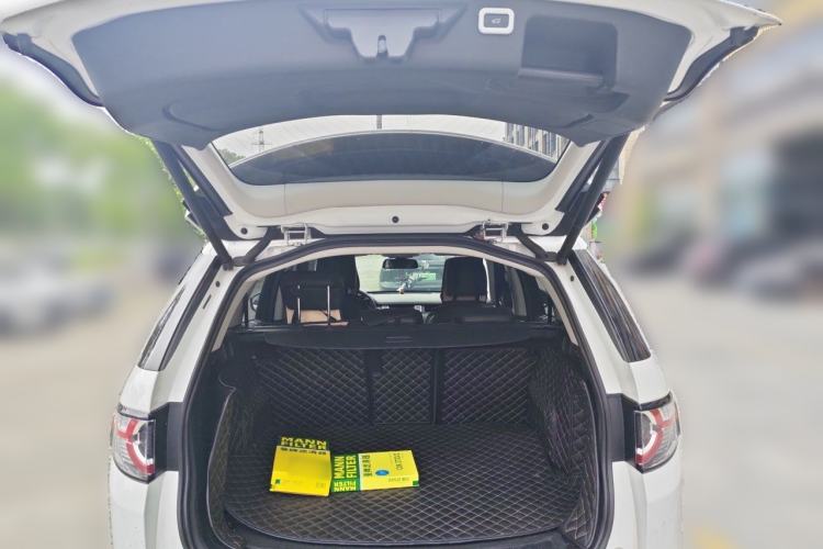Used Land Rover Discovery Sport 2016 2.0T SE Trunk