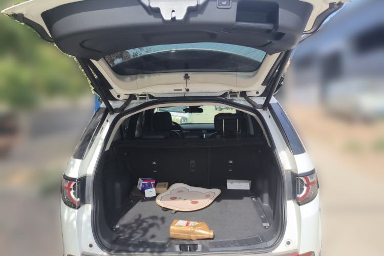 Used Land Rover Discovery Sport 2016 2.0T SE Trunk