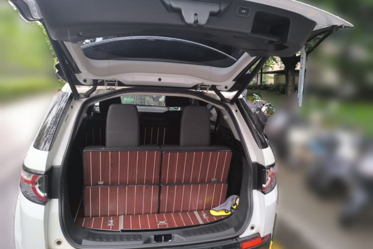 Used Land Rover Discovery Sport 2016 2.0T HSE Trunk