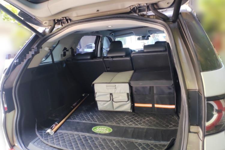 Used Land Rover Discovery Sport 2016 2.0T HSE Trunk