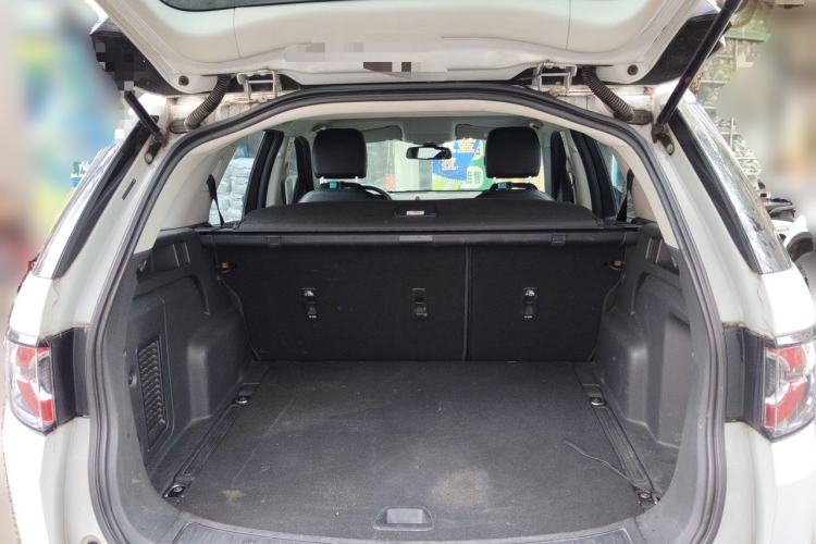 Used Land Rover Discovery Sport 2016 2.0T S Trunk