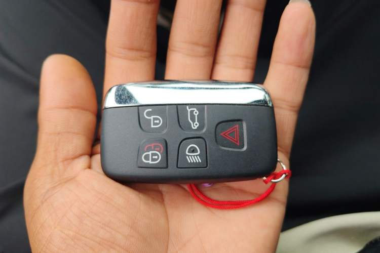 Used Land Rover Discovery Sport 2016 2.0T Limited Edition Vehicle Key