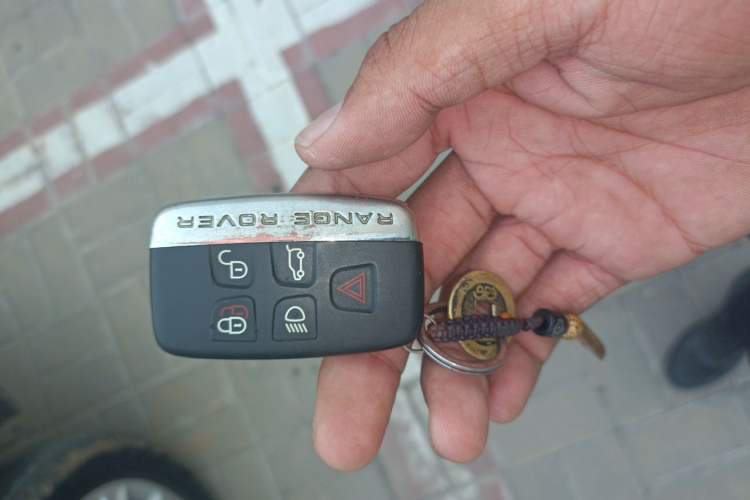 Used Land Rover Discovery Sport 2016 2.0T SE Vehicle Key