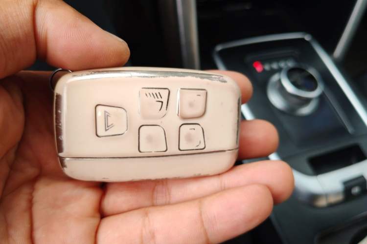 Used Land Rover Discovery Sport 2016 2.0T SE Vehicle Key