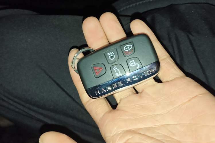 Used Land Rover Discovery Sport 2016 2.0T SE Vehicle Key