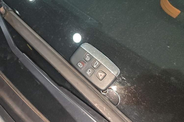 Used Land Rover Discovery Sport 2016 2.0T SE Vehicle Key