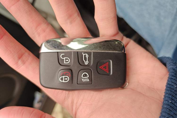 Used Land Rover Discovery Sport 2016 2.0T SE Vehicle Key