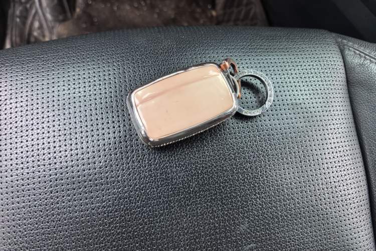 Used Land Rover Discovery Sport 2016 2.0T SE Vehicle Key
