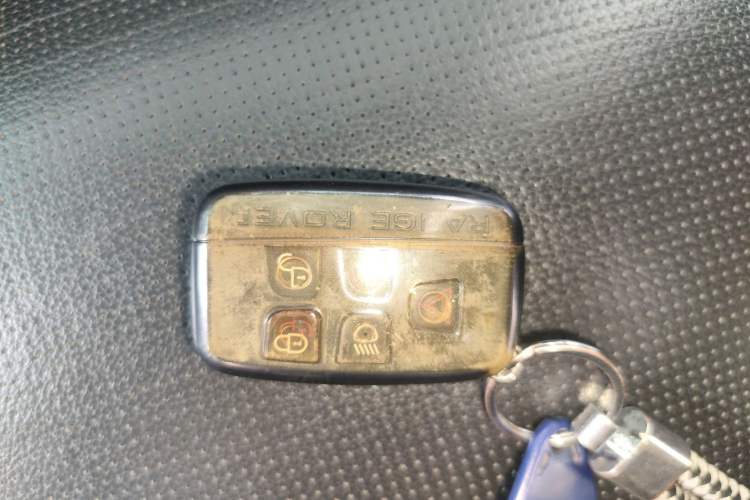 Used Land Rover Discovery Sport 2016 2.0T HSE Vehicle Key