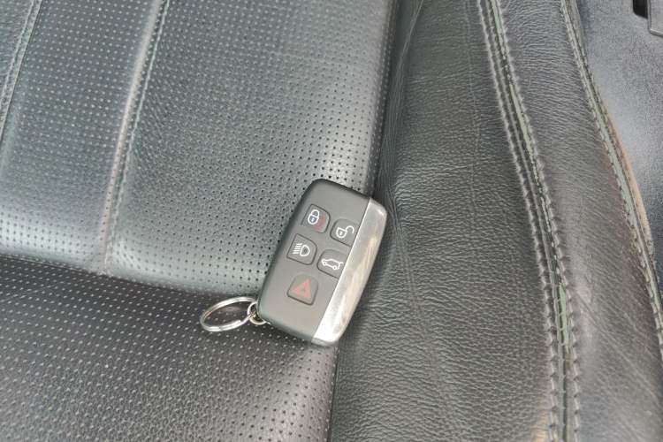 Used Land Rover Discovery Sport 2016 2.0T Limited Edition Vehicle Key