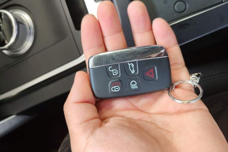 Used Land Rover Discovery Sport 2016 2.0T HSE Vehicle Key