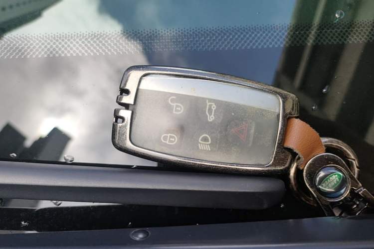 Used Land Rover Discovery Sport 2016 2.0T HSE Vehicle Key
