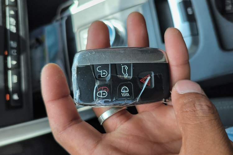 Used Land Rover Discovery Sport 2016 2.0T SE Vehicle Key
