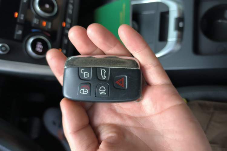 Used Land Rover Discovery Sport 2016 2.0T HSE Vehicle Key