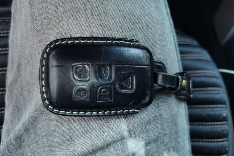 Used Land Rover Discovery Sport 2016 2.0T SE Vehicle Key