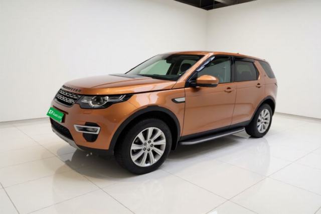 Land Rover Discovery Sport 2016 2.0T SE مستعملة