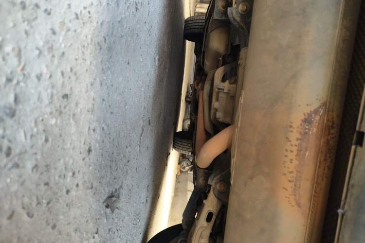 Used Land Rover Discovery Sport 2016 2.0T SE Chassis Rear