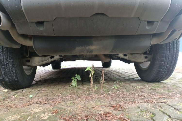 Used Land Rover Discovery Sport 2016 2.0T SE Chassis Rear