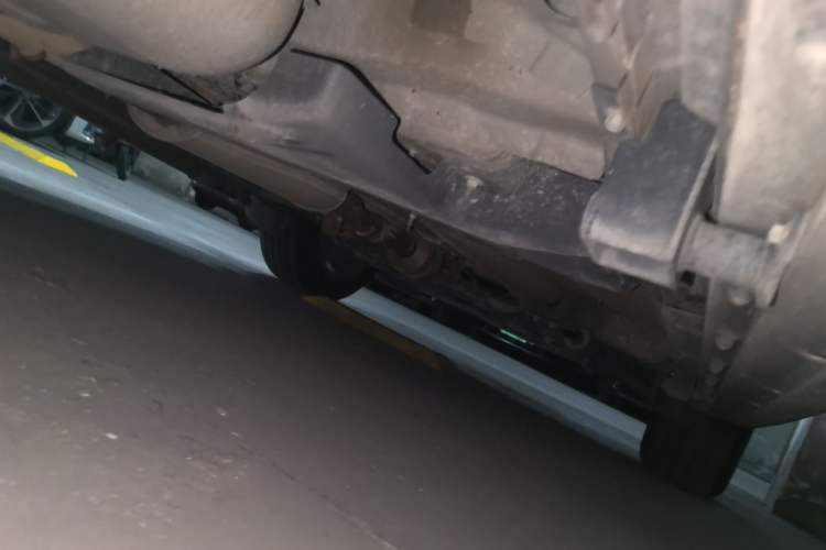 Used Land Rover Discovery Sport 2016 2.0T SE Chassis Rear Right