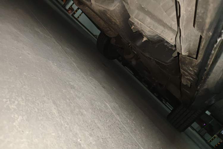 Used Land Rover Discovery Sport 2016 2.0T SE Chassis Rear Right