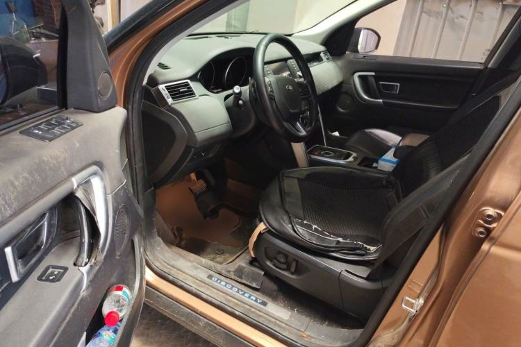 Used Land Rover Discovery Sport 2016 2.0T SE Driver Seat