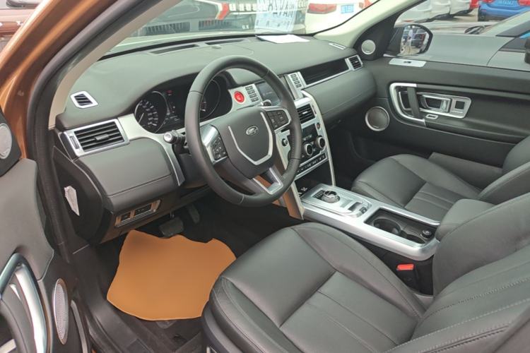 Used Land Rover Discovery Sport 2016 2.0T SE Driver Seat