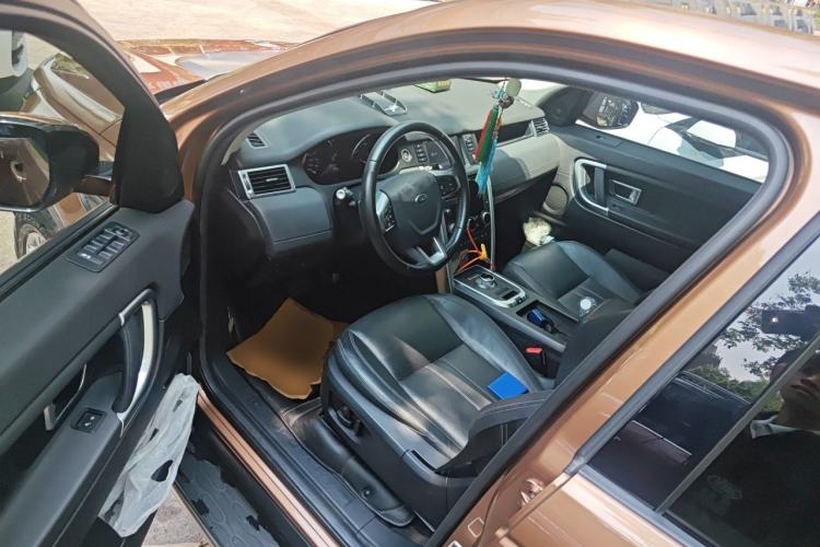Used Land Rover Discovery Sport 2016 2.0T SE Driver Seat