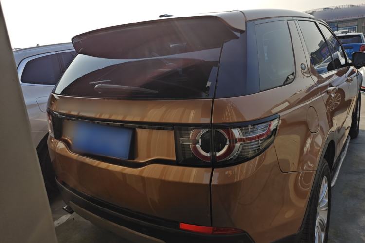 Used Land Rover Discovery Sport 2016 2.0T SE Exterior 4
