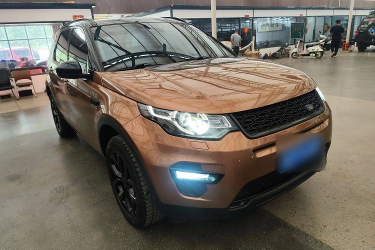 Used Land Rover Discovery Sport 2016 2.0T HSE Front Right 45 Deg