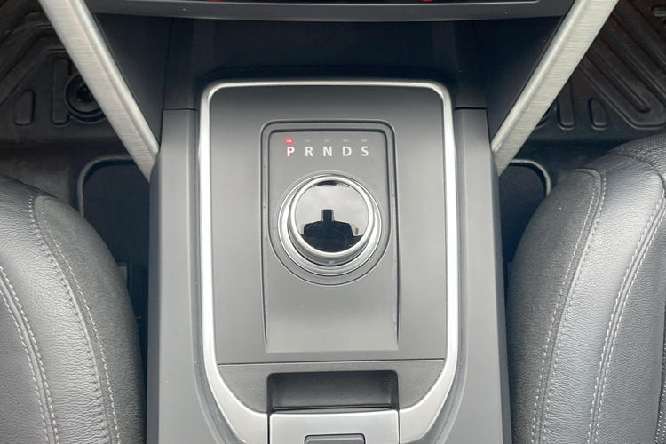Used Land Rover Discovery Sport 2016 2.0T SE Gear Lever