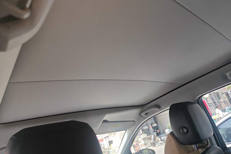 Used Land Rover Discovery Sport 2016 2.0T SE Headliner