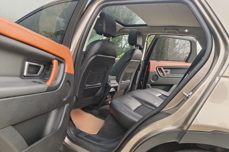 Used Land Rover Discovery Sport 2016 2.0T S Interior 1