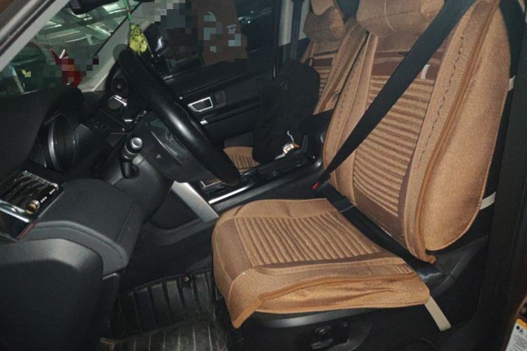 Used Land Rover Discovery Sport 2016 2.0T SE Left Front Seat