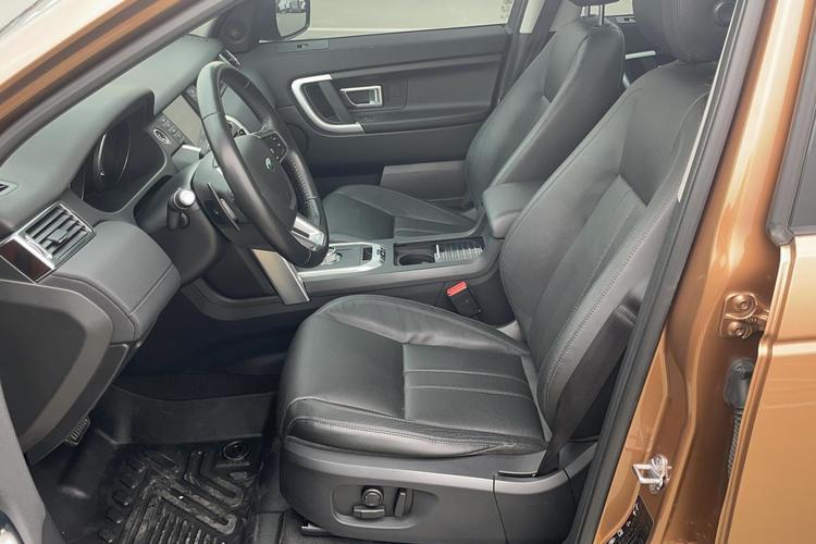 Used Land Rover Discovery Sport 2016 2.0T SE Left Front Seat