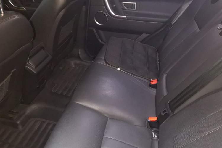 Used Land Rover Discovery Sport 2016 2.0T SE Left Rear Seat