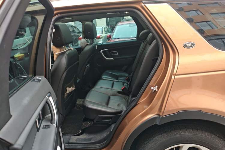 Used Land Rover Discovery Sport 2016 2.0T HSE Left Rear Seat
