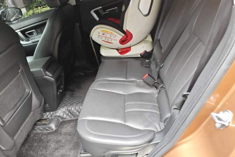 Used Land Rover Discovery Sport 2016 2.0T HSE Left Rear Seat