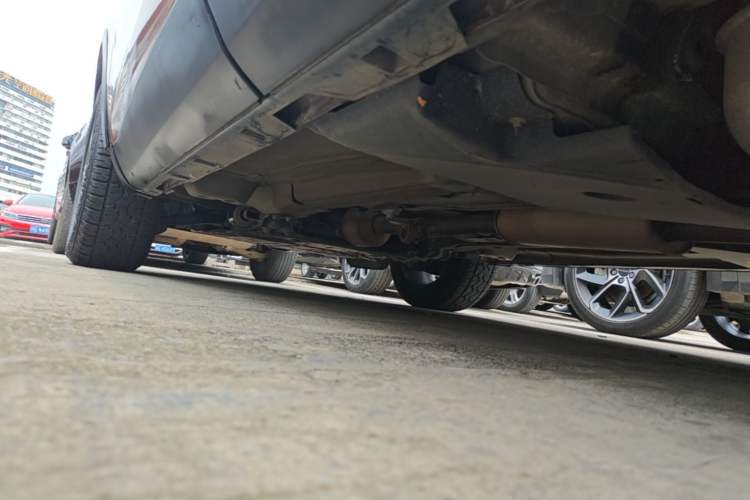Used Land Rover Discovery Sport 2016 2.0T SE Left Side Sill