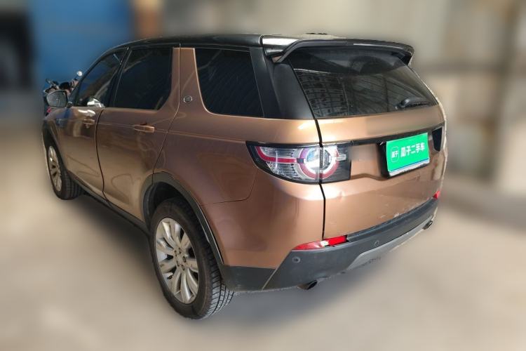 Used Land Rover Discovery Sport 2016 2.0T SE Rear Left 45 Deg