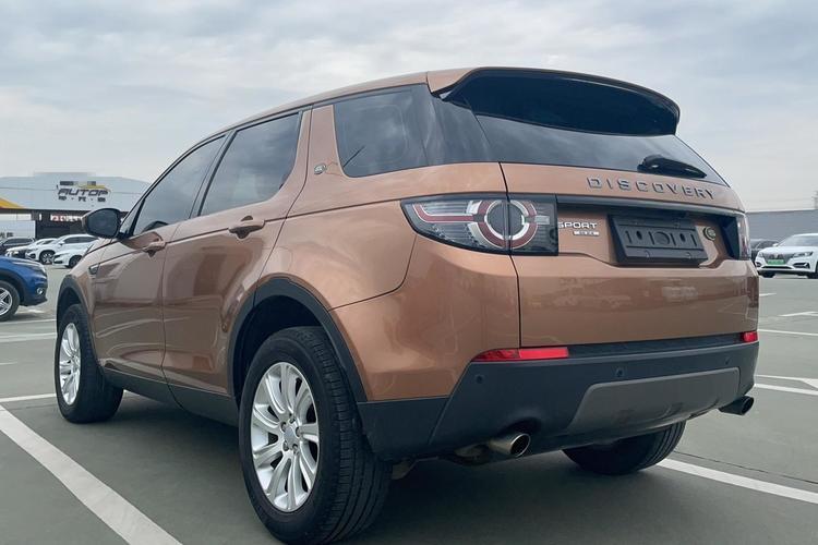 Used Land Rover Discovery Sport 2016 2.0T SE Rear Left 45 Deg