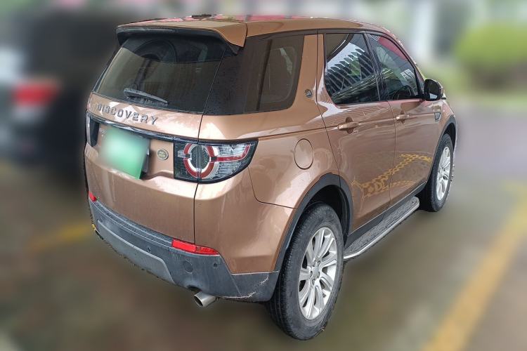 Used Land Rover Discovery Sport 2016 2.0T SE Rear Right 45 Deg
