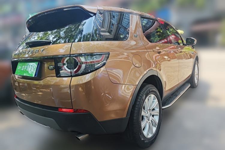 Used Land Rover Discovery Sport 2016 2.0T SE Rear Right 45 Deg