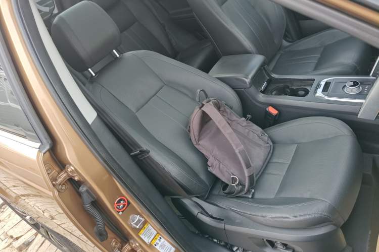 Used Land Rover Discovery Sport 2016 2.0T Limited-Edition Launch Right Front Seat